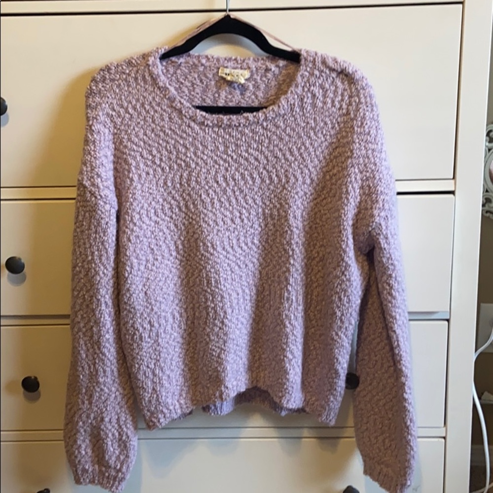 NWOT Lavender Textured Balloon Sleeve Sweater- L